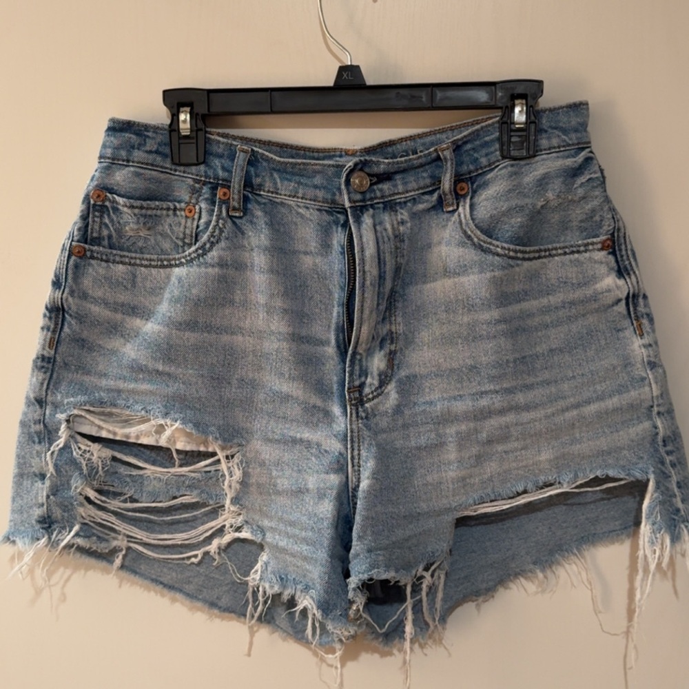 American Eagle Outfitters Light Blue Distressed Jean Shorts